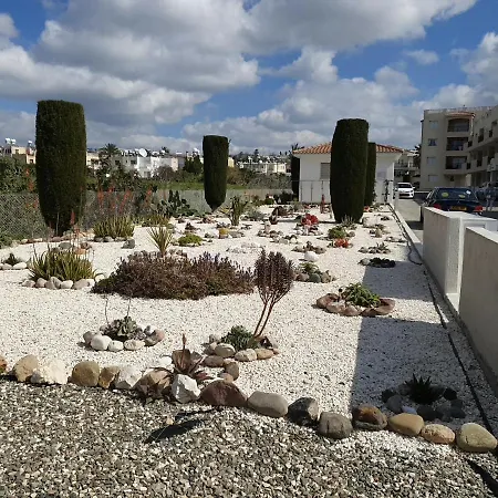 Royal Seacrest Apartment Paphos Exterior photo