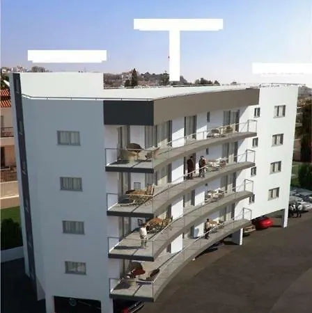 Royal Seacrest Apartment Paphos Exterior photo